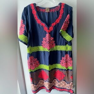 ROSE & ROSE MEXICAN STYLE EMBROIDERED S/S DRESS IN LADIES SIZE LARGE - CUTE!